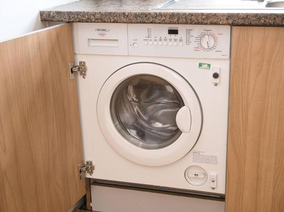 Lovely 1 Bedroom Apartment - Bham City Centre Birmingham Kültér fotó